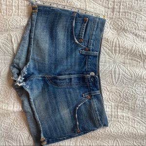 501 Levi’s shorts